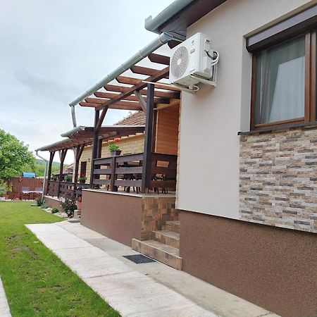 Kaptarko Apartmanhaz Demjen Ngoại thất bức ảnh