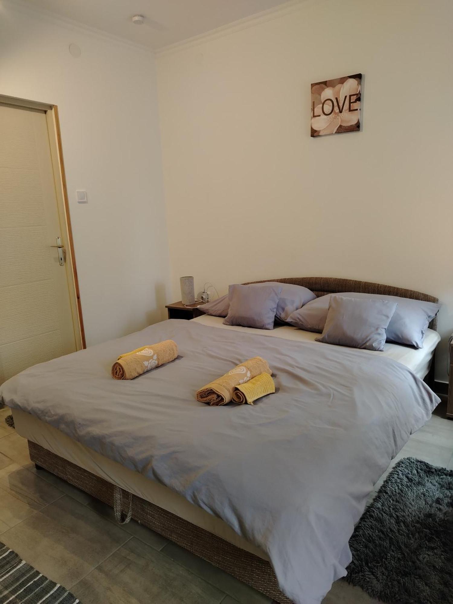 Kaptarko Apartmanhaz Demjen Ngoại thất bức ảnh