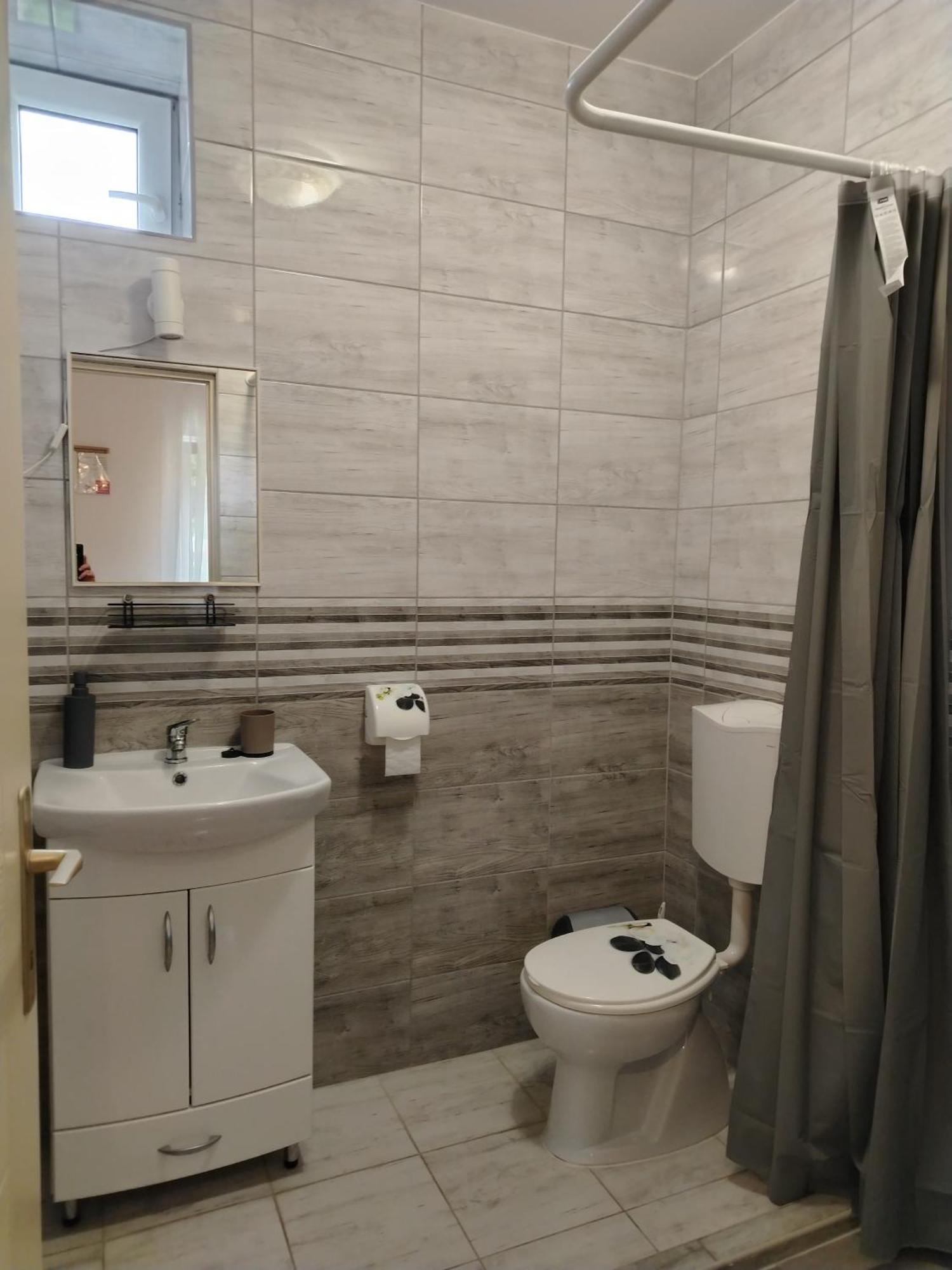 Kaptarko Apartmanhaz Demjen Ngoại thất bức ảnh